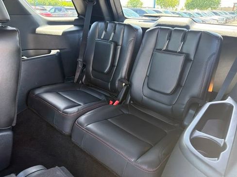Used 2018 Ford Explorer Sport w/ Equipment Group 401A AWD/4WD image 18