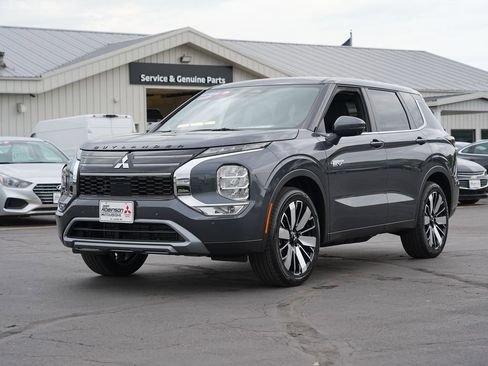 New 2026 Mitsubishi Outlander SE AWD/4WD image 7