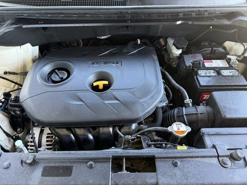 Used 2016 Kia Soul + image 35