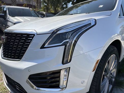 Used 2024 Cadillac XT5 Premium Luxury w/ Technology Package FWD image 4