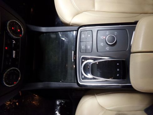 Used 2019 Mercedes-Benz GLS 450 4MATIC image 23