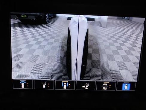 Used 2022 GMC Terrain SLT w/ Tech Package AWD/4WD image 54