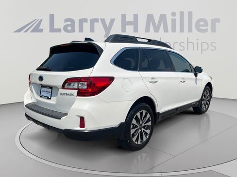Used 2016 Subaru Outback 2.5i Limited AWD/4WD image 5
