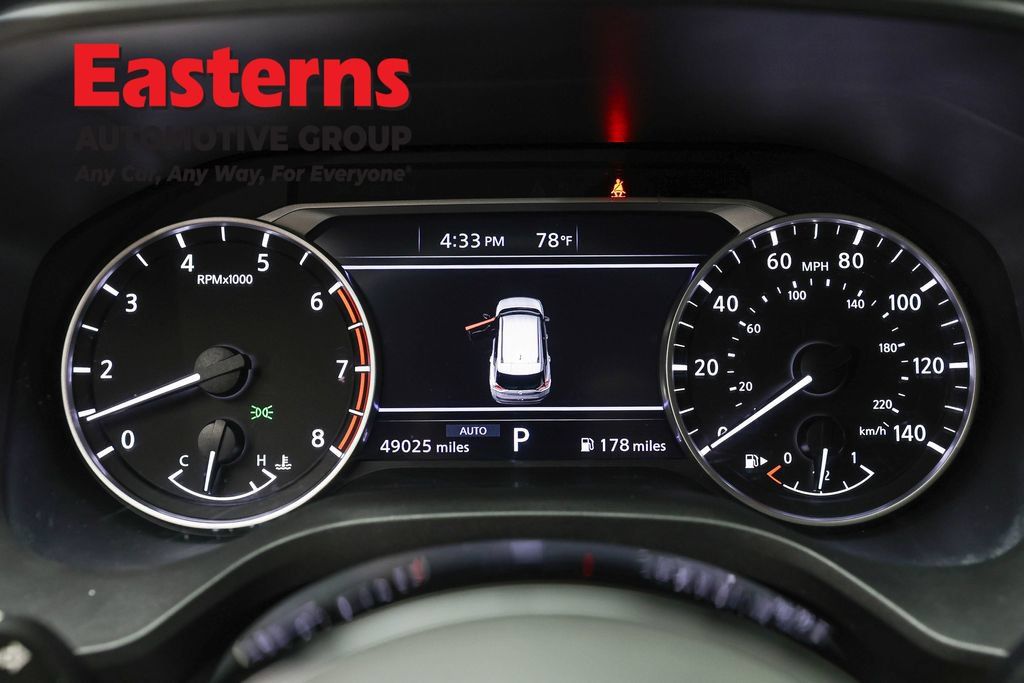 Used 2023 Nissan Rogue SV AWD/4WD image 19