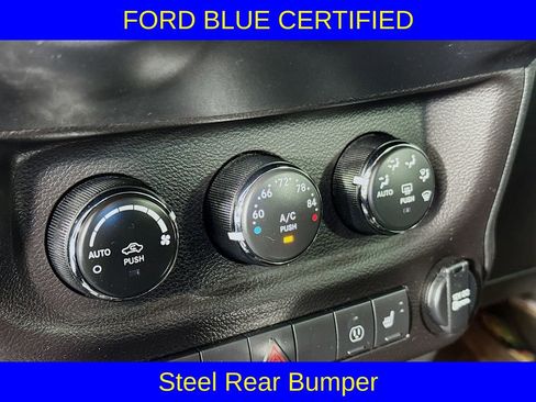 Used 2017 Jeep Wrangler Unlimited Rubicon image 15