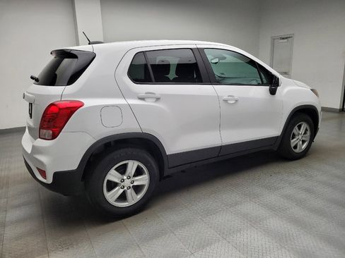 Used 2019 Chevrolet Trax LS w/ Tint and Cruise Package FWD image 10