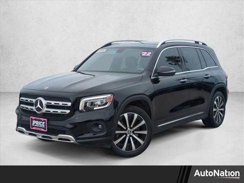 Used 2022 Mercedes-Benz GLB 250 image 1