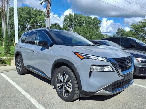 Used 2021 Nissan Rogue Platinum AWD/4WD image 1