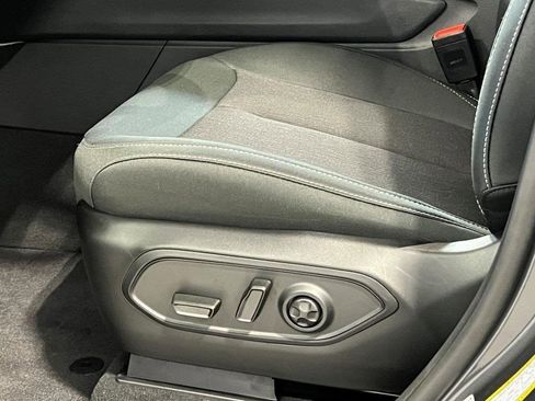 New 2025 Jeep Grand Cherokee L Laredo w/ Luxury Tech Group I image 15