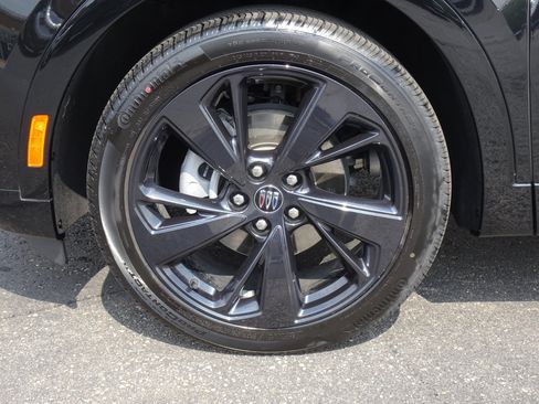 Used 2024 Buick Envision Sport Touring AWD/4WD image 8