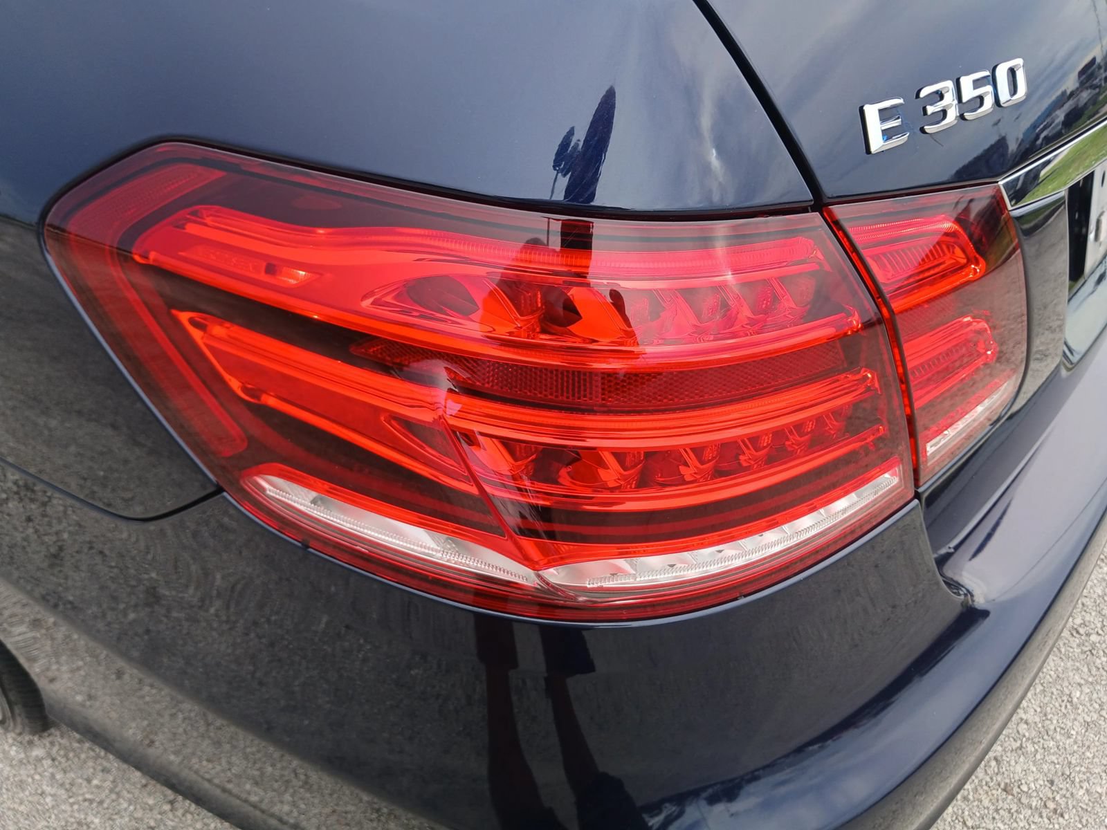 Used 2016 Mercedes-Benz E 350 Sedan image 14