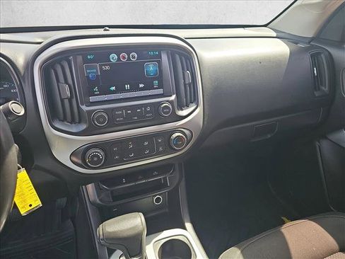 Used 2015 Chevrolet Colorado LT w/ LT Convenience Package image 15
