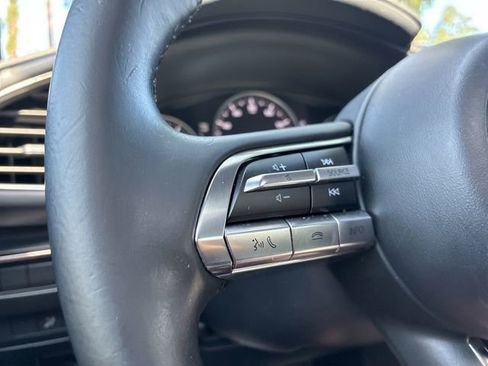 Used 2022 MAZDA MAZDA3 s FWD image 27