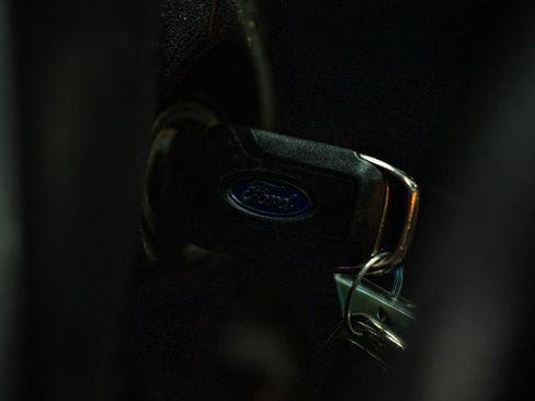 Used 2015 Ford Fusion SE w/ Equipment Group 502A image 18