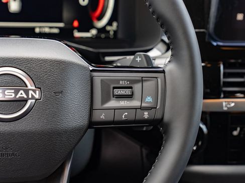 New 2026 Nissan Pathfinder SL AWD/4WD image 16