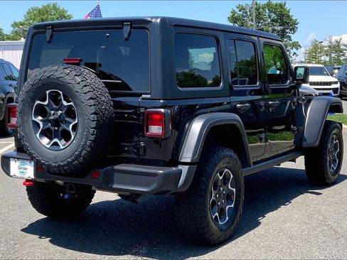 Used 2023 Jeep Wrangler Unlimited Rubicon w/ Cold Weather Group AWD/4WD image 10
