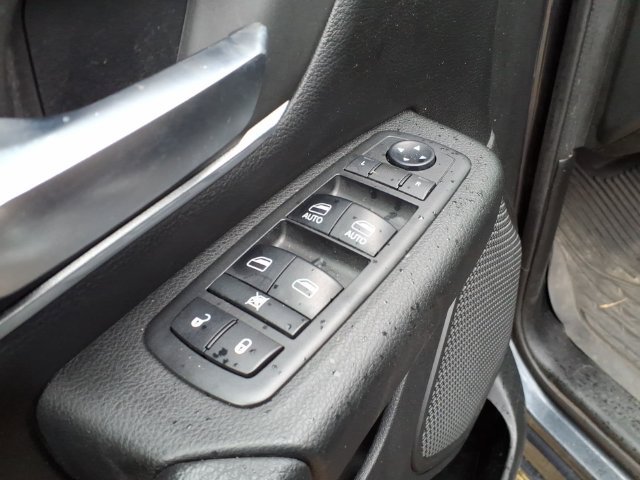 Used 2019 RAM 1500 Big Horn AWD/4WD image 14
