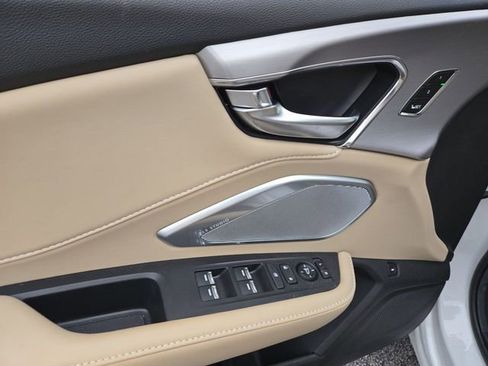 Certified 2023 Acura RDX FWD w/ Technology Package image 13