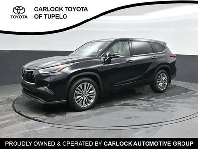 Used 2023 Toyota Highlander Platinum
