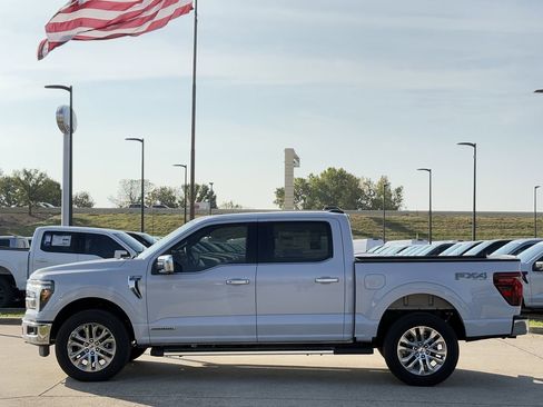 New 2025 Ford F150 Lariat w/ Equipment Group 502A High image 33