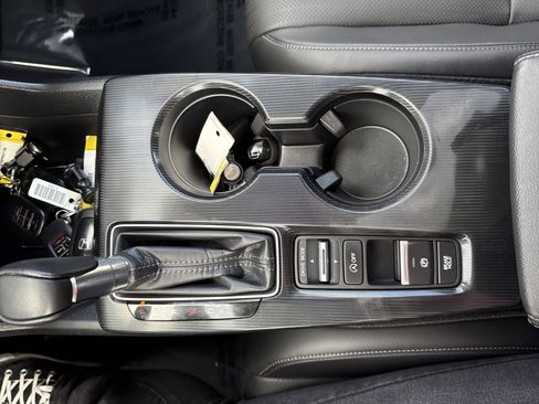 Certified 2024 Honda Civic Touring image 30