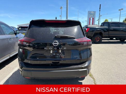 Certified 2025 Nissan Rogue SV AWD/4WD image 12