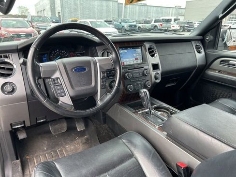 Used 2016 Ford Expedition EL Platinum image 11