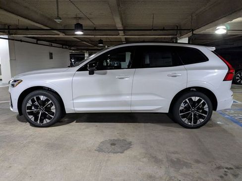New 2026 Volvo XC60 B5 Plus w/ Protection Package Premier image 6