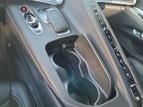 Used 2023 Chevrolet Corvette Stingray Premium Cpe w/ Z51 Performance Package RWD image 11