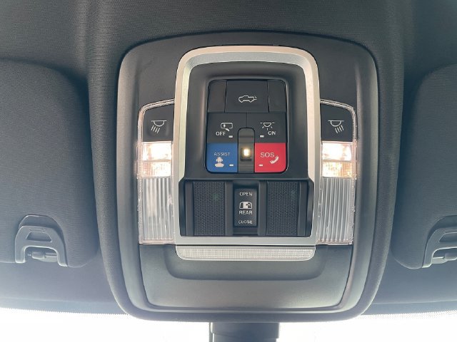 Used 2023 RAM 2500 Laramie AWD/4WD image 25