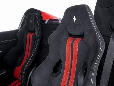 Certified 2015 Ferrari 458 Speciale A image 25