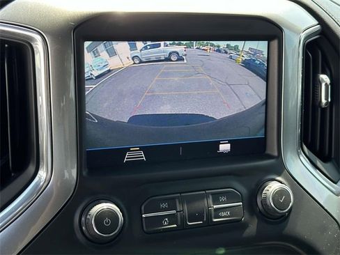 Used 2020 Chevrolet Silverado 1500 RST image 17