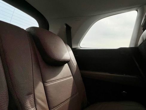 Used 2024 Mercedes-Benz GLS 450 4MATIC image 19