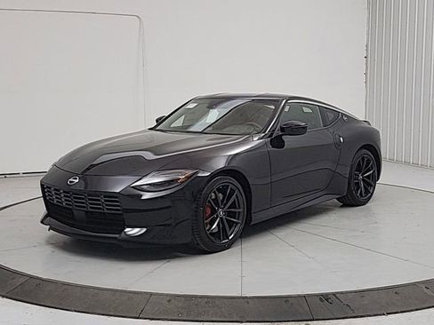 New 2026 Nissan Z Performance w/ Floor Mat Package RWD image 3
