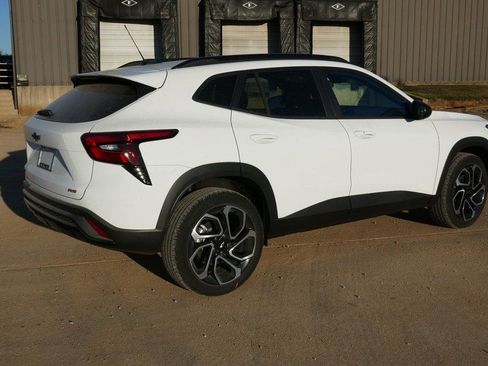 New 2026 Chevrolet Trax RS w/ Sunroof Package image 3