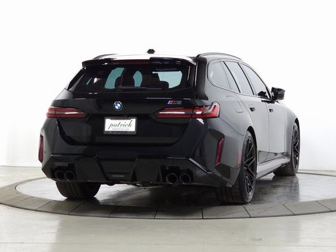 Used 2025 BMW M5 Touring w/ M Driver's Package image 9