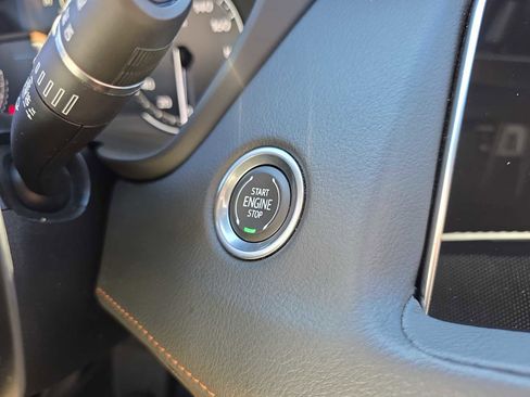 Used 2023 Cadillac XT4 Sport image 16