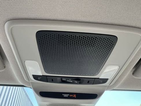 Used 2023 Honda HR-V LX image 30