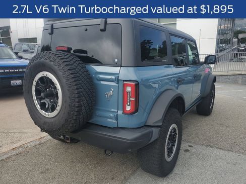 Used 2022 Ford Bronco Badlands w/ Sasquatch Package AWD/4WD image 9