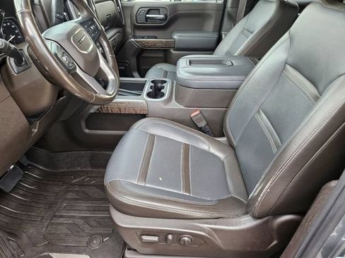 Used 2019 GMC Sierra 1500 Denali w/ Denali Ultimate Package AWD/4WD image 10