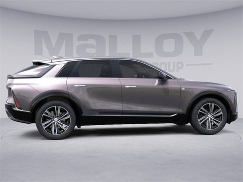 New 2026 Cadillac Lyriq Premium Luxury image 5