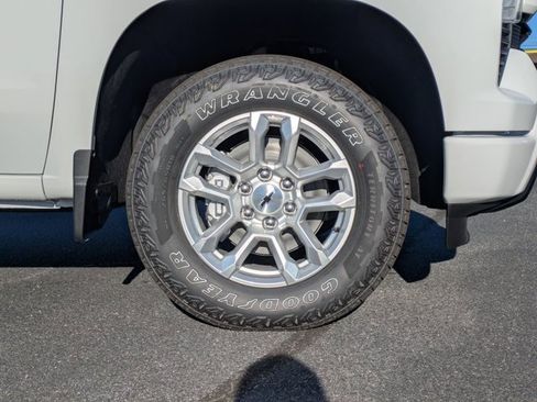 New 2026 Chevrolet Silverado 1500 RST w/ Z71 Off-Road Package image 10