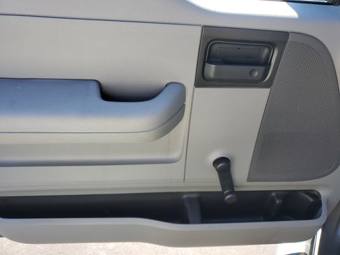 Used 2007 Ford F150 STX image 16