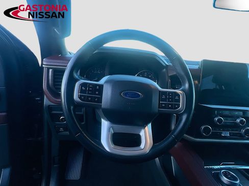 Used 2024 Ford Expedition Max Limited image 14