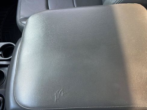 Used 2014 RAM 3500 Tradesman w/ Chrome Appearance Group AWD/4WD image 19