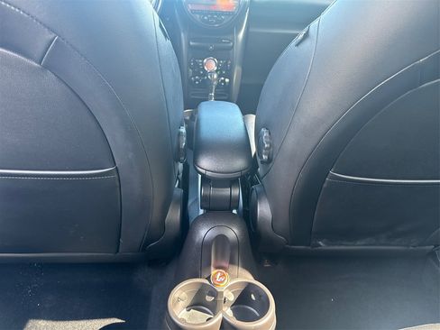 Used 2016 MINI Cooper Countryman S w/ Premium Package image 24