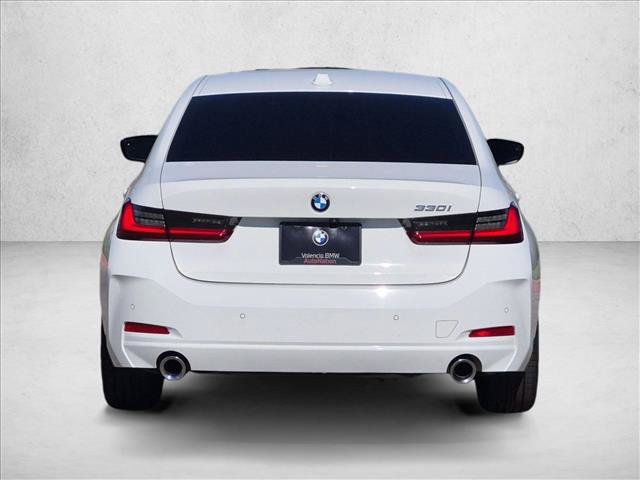 Used 2023 BMW 330i Sedan w/ Driving Assistance Package RWD image 7
