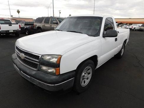 Used 2006 Chevrolet Silverado 1500 W/T image 3