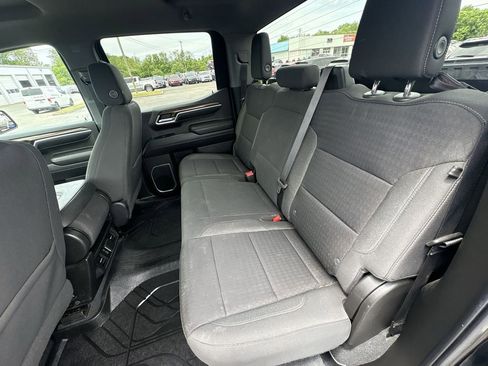 Used 2022 Chevrolet Silverado 1500 LT AWD/4WD image 23