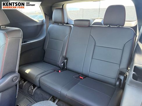 Used 2025 Chevrolet Traverse RS w/ LPO, Floor Liner Package image 41
